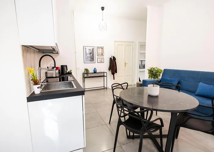 Macchi Charming By 101flats Apartment *